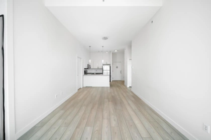Kitchen Photo of 402 13555 Gateway Drive, Surrey, BC