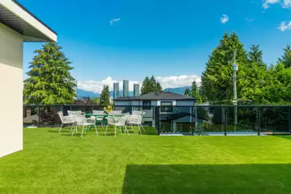 4949 Fulwell Street, Burnaby, BC, Burnaby — Single Family Residence for sale