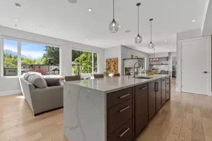 3350 Descartes Place, Squamish, BC, Squamish — Single Family Residence for sale