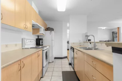 Kitchen Photo of 201 15220 Guildford Drive, Surrey, BC