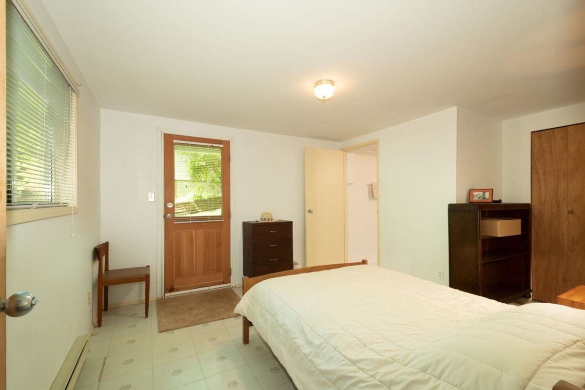 Bedroom 4 Photo of 508 Collins Road, Bowen Island, BC