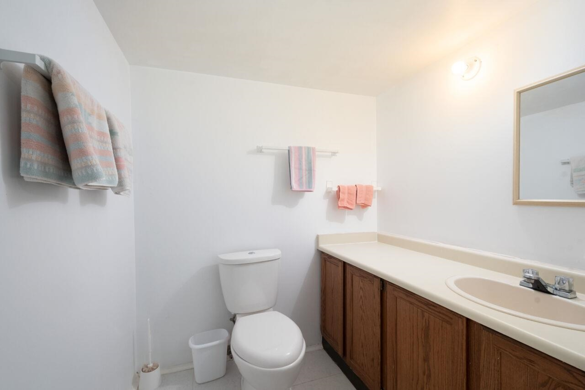 Guest Bathroom Photo of 508 Collins Road, Bowen Island, BC