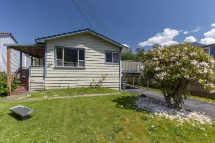 38874 Britannia Avenue, Squamish, BC, Squamish — Single Family Residence for sale