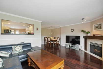 11 10038 155 Street, Surrey, BC, Surrey — Townhouse for sale