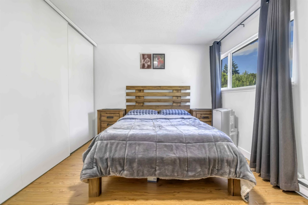 Bedroom 3 Photo of 8025 139a Street, Surrey, BC