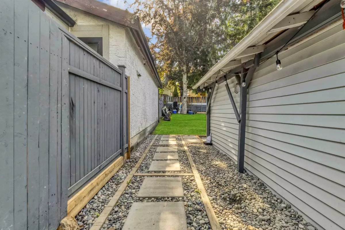 Loft / Bonus Room Photo of 8025 139a Street, Surrey, BC