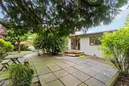944 Stewart Avenue, Coquitlam, BC, Coquitlam — Single Family Residence for sale