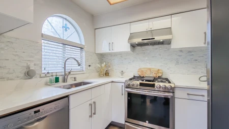 38 1235 Johnson Street, Coquitlam, BC, Coquitlam — Townhouse for sale