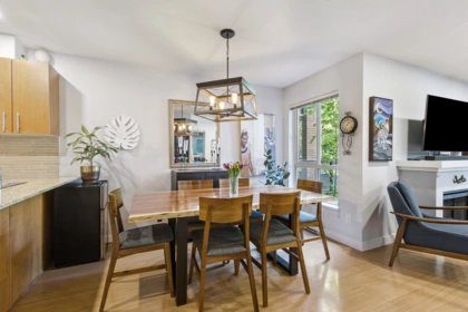 227 1633 Mackay Avenue, North Vancouver, BC, North Vancouver — Apartment/Condo for sale