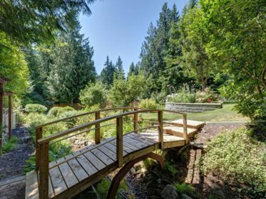 3187 Mossy Rock Road, Roberts Creek, BC, Roberts Creek — Single Family Residence for sale