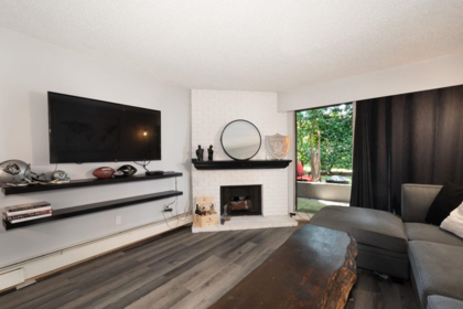 111 9101 Horne Street, Burnaby, BC, Burnaby — Apartment/Condo for sale