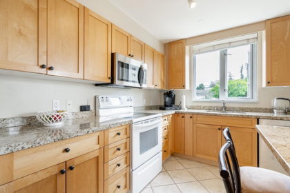 301 2203 Bellevue Avenue, West Vancouver, BC, West Vancouver — Apartment/Condo for sale