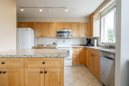 301 2203 Bellevue Avenue, West Vancouver, BC, West Vancouver — Apartment/Condo for sale
