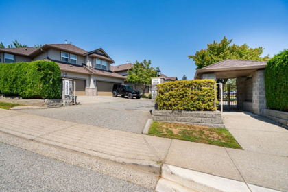 12 2525 Yale Court, Abbotsford, BC, Abbotsford — Townhouse for sale
