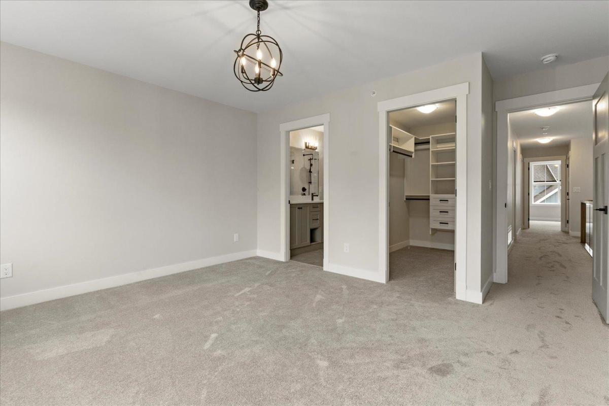 Entry Foyer Photo of 110 46211 Promontory Road, Chilliwack, BC