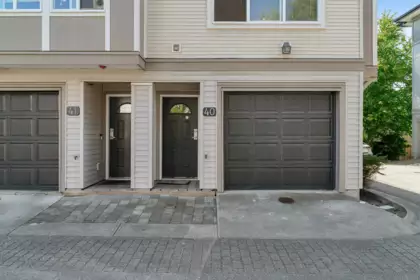 40 1010 Ewen Avenue, New Westminster, BC, New Westminster — Townhouse for sale