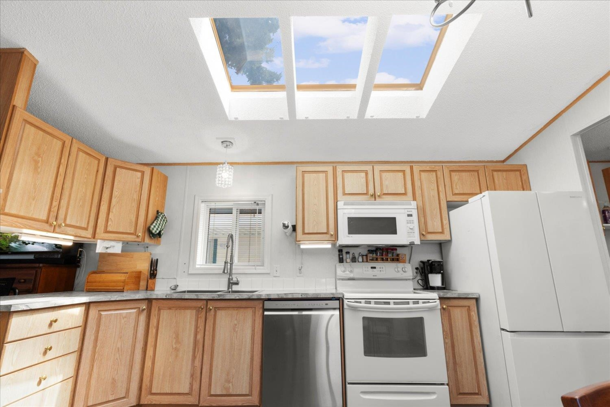 Bedroom 4 Photo of 4 6338 Vedder Road, Chilliwack, BC