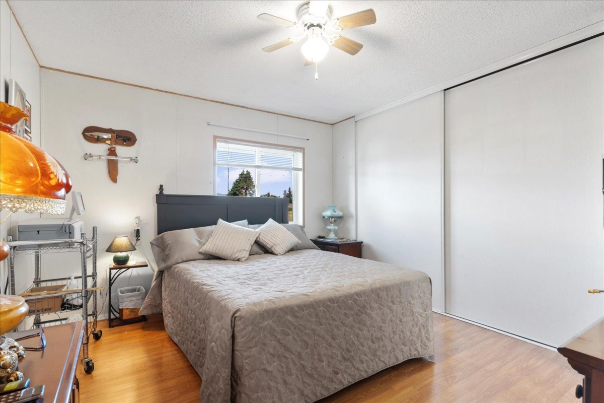 Laundry Room Photo of 4 6338 Vedder Road, Chilliwack, BC