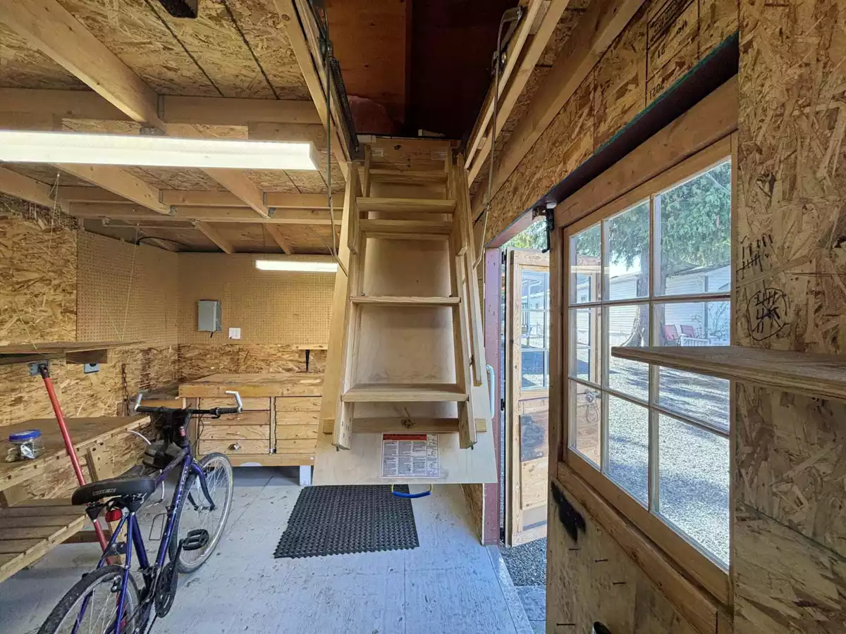 Living Room Photo of 4 6338 Vedder Road, Chilliwack, BC