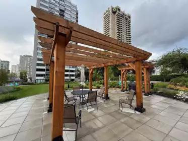 201 1740 NW Comox Street, Vancouver, BC, Vancouver — Apartment/Condo for sale