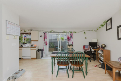 22 5761 Wharf Avenue, Sechelt, BC, Sechelt — Townhouse for sale
