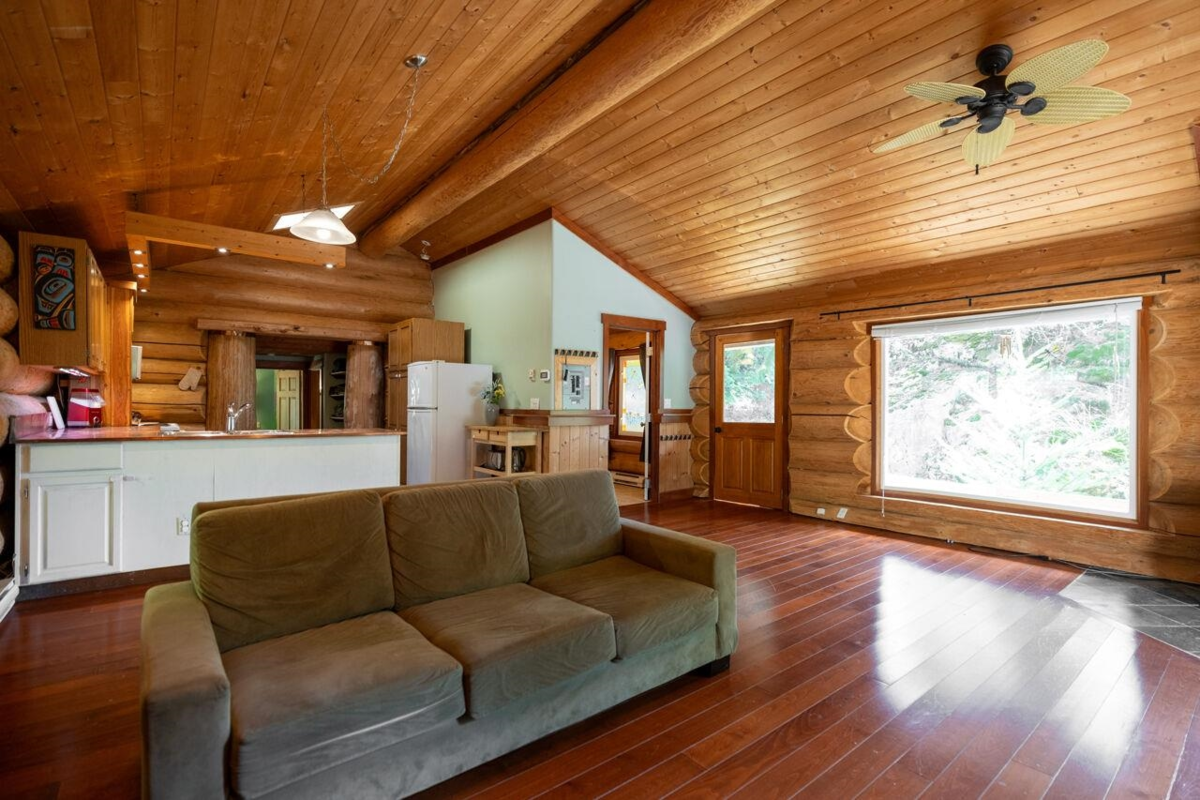 Guest Bathroom Photo of 360 Salal Road, Bowen Island, BC