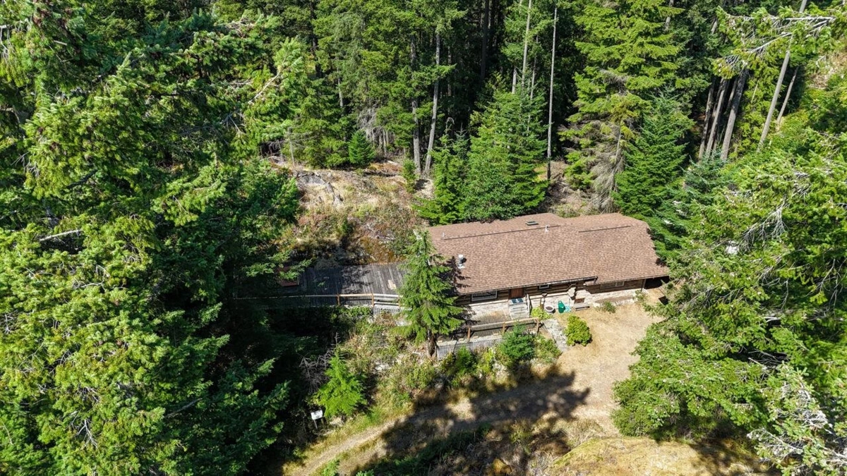 Pantry Photo of 360 Salal Road, Bowen Island, BC