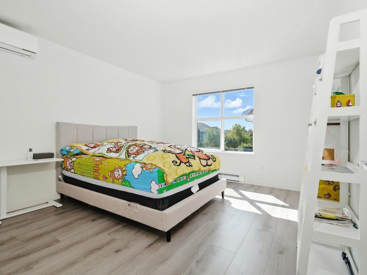 Bedroom 2 Photo of 18 6099 Alder Street, Richmond, BC