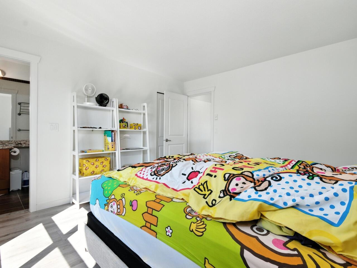 Bedroom 3 Photo of 18 6099 Alder Street, Richmond, BC