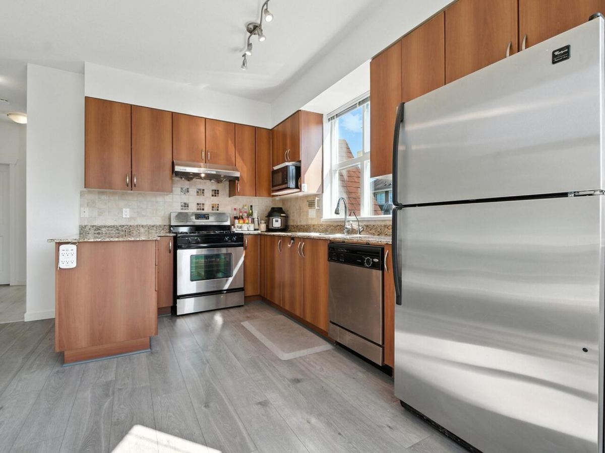 Family Room Photo of 18 6099 Alder Street, Richmond, BC