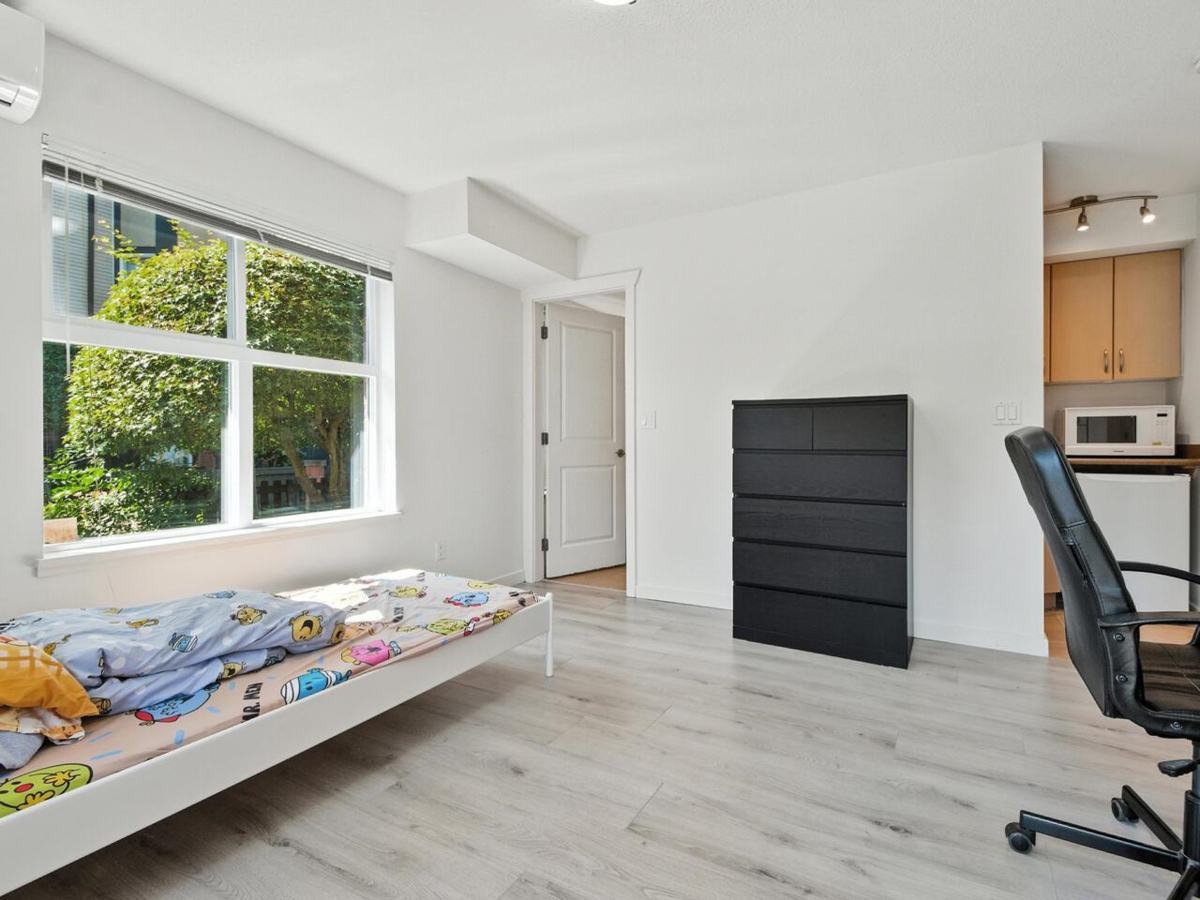 Office / Den Photo of 18 6099 Alder Street, Richmond, BC