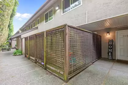 201 11724 225 Street, Maple Ridge, BC, Maple Ridge — Townhouse for sale