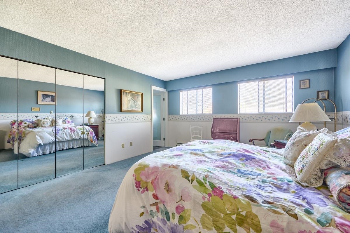 Powder Room Photo of 4228 Craigflower Drive, Richmond, BC