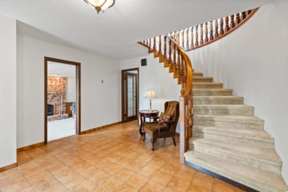 5470 Braelawn Drive, Burnaby, BC, Burnaby — Single Family Residence for sale