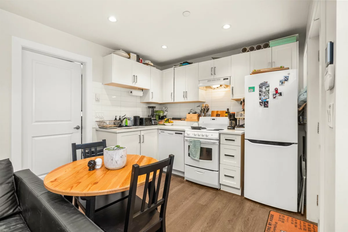 Outdoor Kitchen Photo of 6229 St. Catherines Street, Vancouver, BC