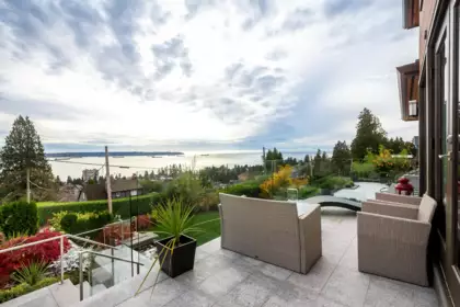 2301 Ottawa Avenue, West Vancouver, BC, West Vancouver — Single Family Residence for sale
