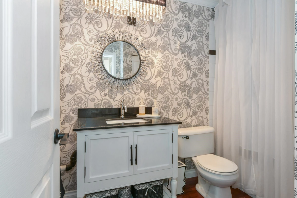 Laundry Room Photo of 18 16888 80 Avenue, Surrey, BC