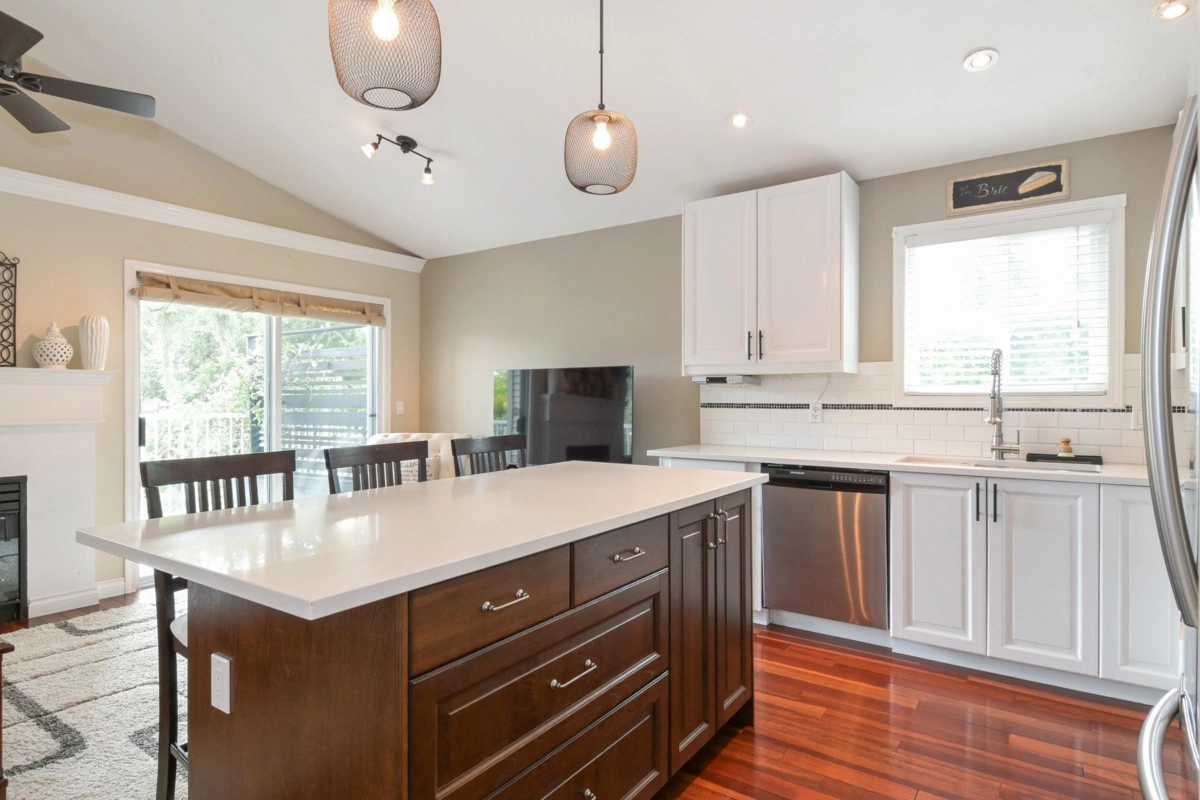 Primary Bathroom Photo of 18 16888 80 Avenue, Surrey, BC