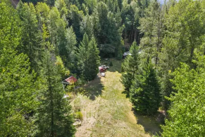 Family Room Photo of 49300 Trans Canada Highway, Boston Bar / Lytton, BC