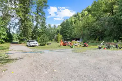 Office / Den Photo of 49300 Trans Canada Highway, Boston Bar / Lytton, BC
