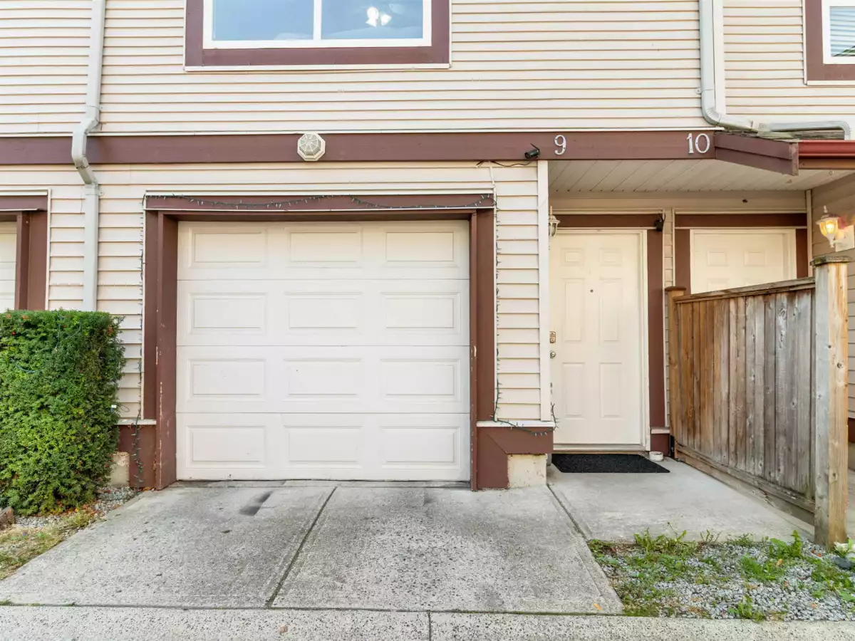 Hot Tub / Spa Photo of 9 12730 66 Avenue, Surrey, BC