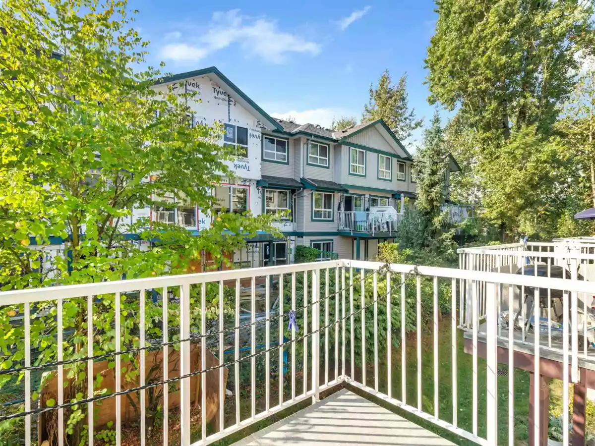 Primary Bathroom Photo of 9 12730 66 Avenue, Surrey, BC