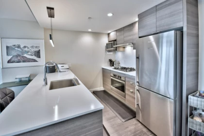 1804 602 Como Lake Avenue, Coquitlam, BC, Coquitlam — Apartment/Condo for sale