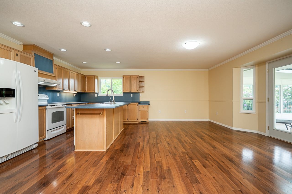 Breakfast Nook Photo of 4311 247 Street, Langley, BC