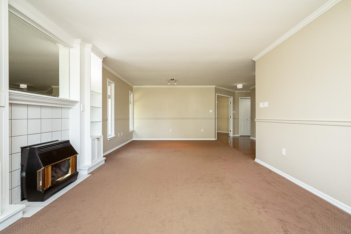 Kitchen Photo of 4311 247 Street, Langley, BC