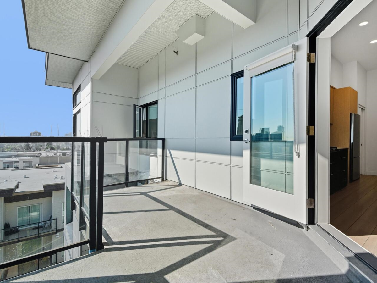 Loft / Bonus Room Photo of 617 10777 138 Street, Surrey, BC