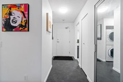 305 3970 Carrigan Court, Burnaby, BC, Burnaby — Apartment/Condo for sale