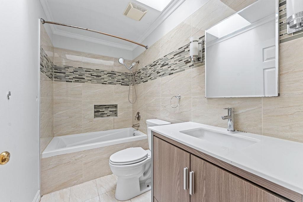 Bedroom 2 Photo of 15473 27a Avenue, Surrey, BC