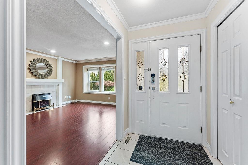 Exterior Rear Photo of 15473 27a Avenue, Surrey, BC