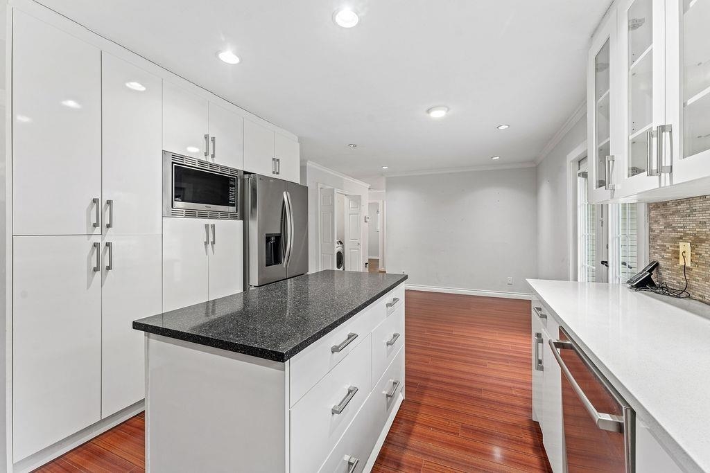 Pantry Photo of 15473 27a Avenue, Surrey, BC